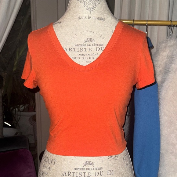 wild fable Tops - Wild Fable Bright Orange V-Neck Crop Top Shortsleeve Fitted Women’s Shirt Medium